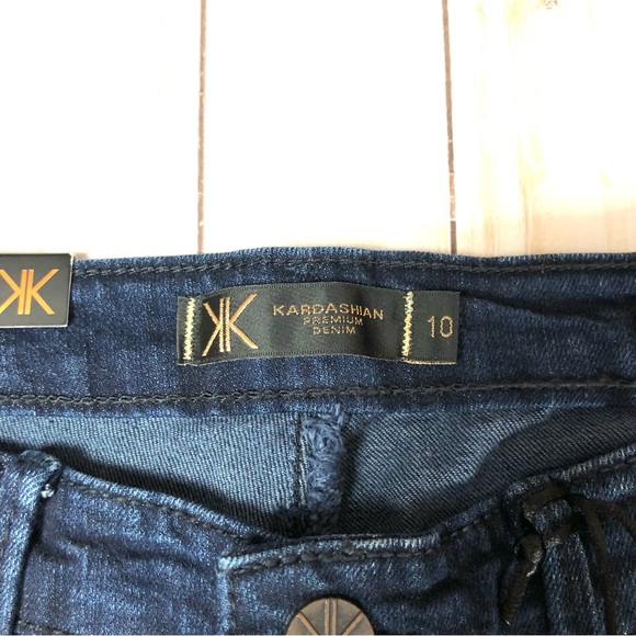 Khloe Kardahian Premium Denim. Dark Wash Curvy Slim Bootcut. Size 10 - Picture 4 of 11